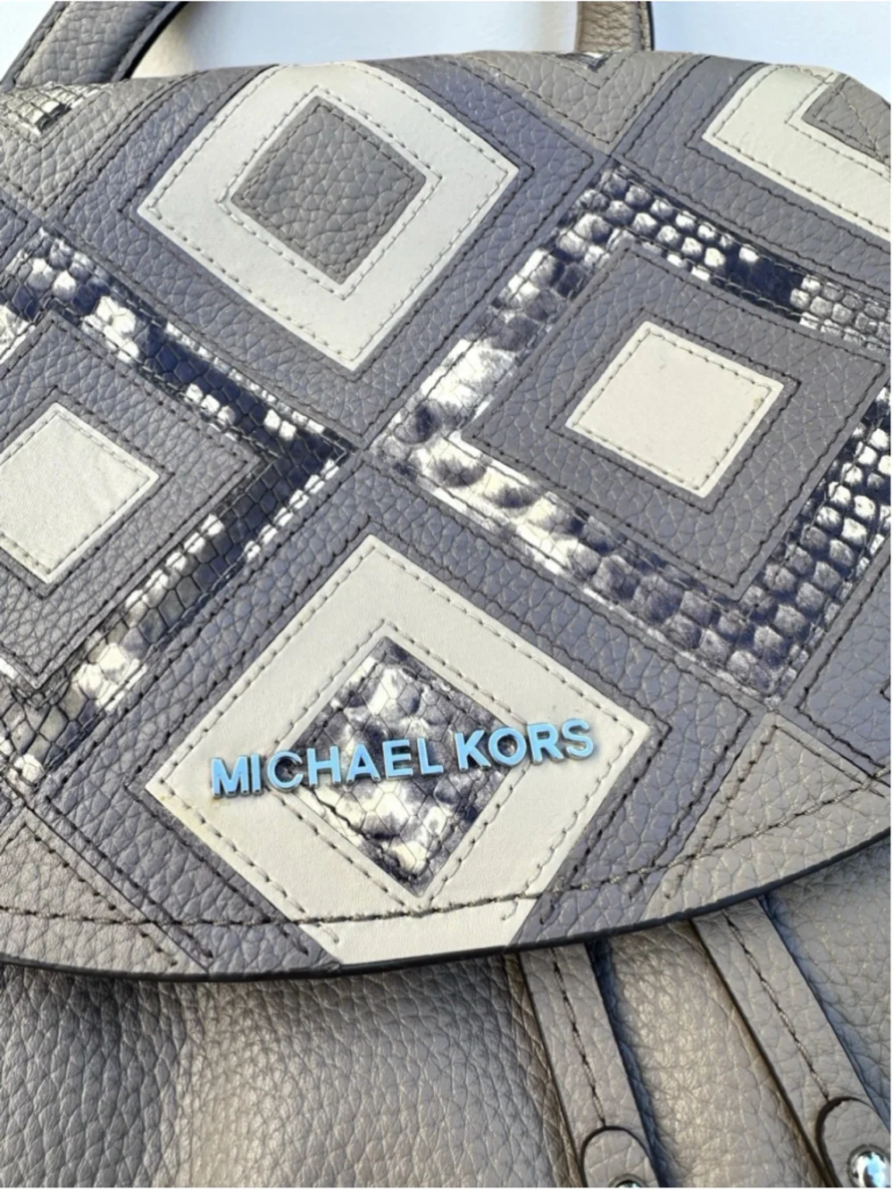 NWT Michael Kors Riley Large Pebble Leather Backpack Grey Geometric Patchwork